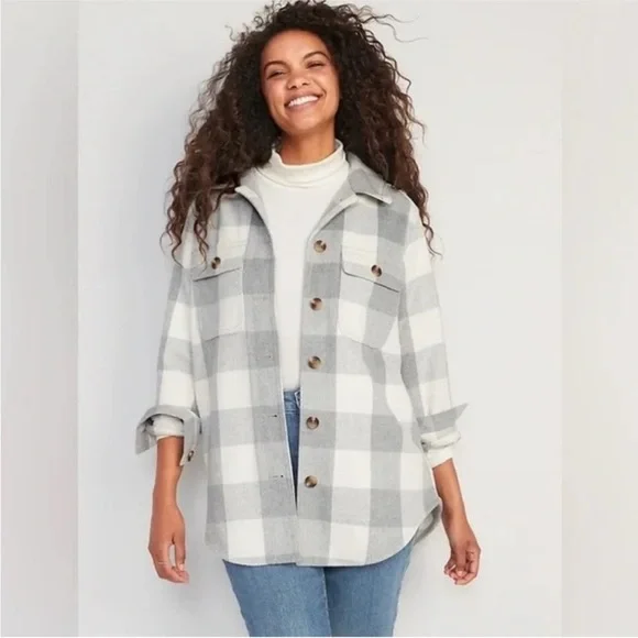 Old Navy Gray and White Plaid Button Down Shirt - Picture 1 of 5